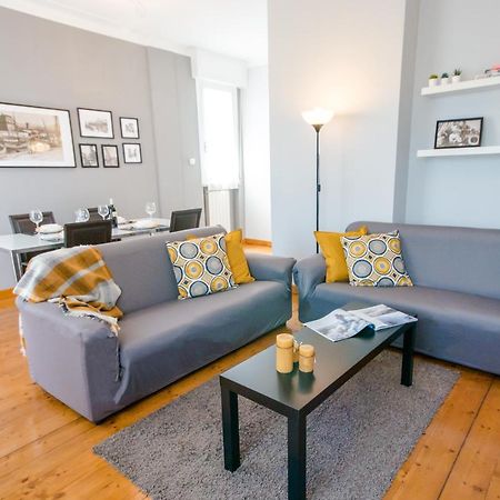 Ampio, Elegante Apt Con Aria Condizionata E Bici Gratis فياريجيو المظهر الخارجي الصورة